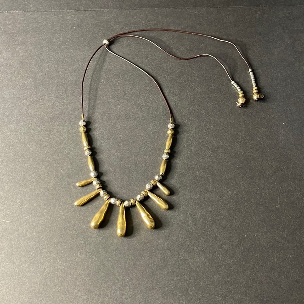 GOLD AND SILVER TONED NECKLACE